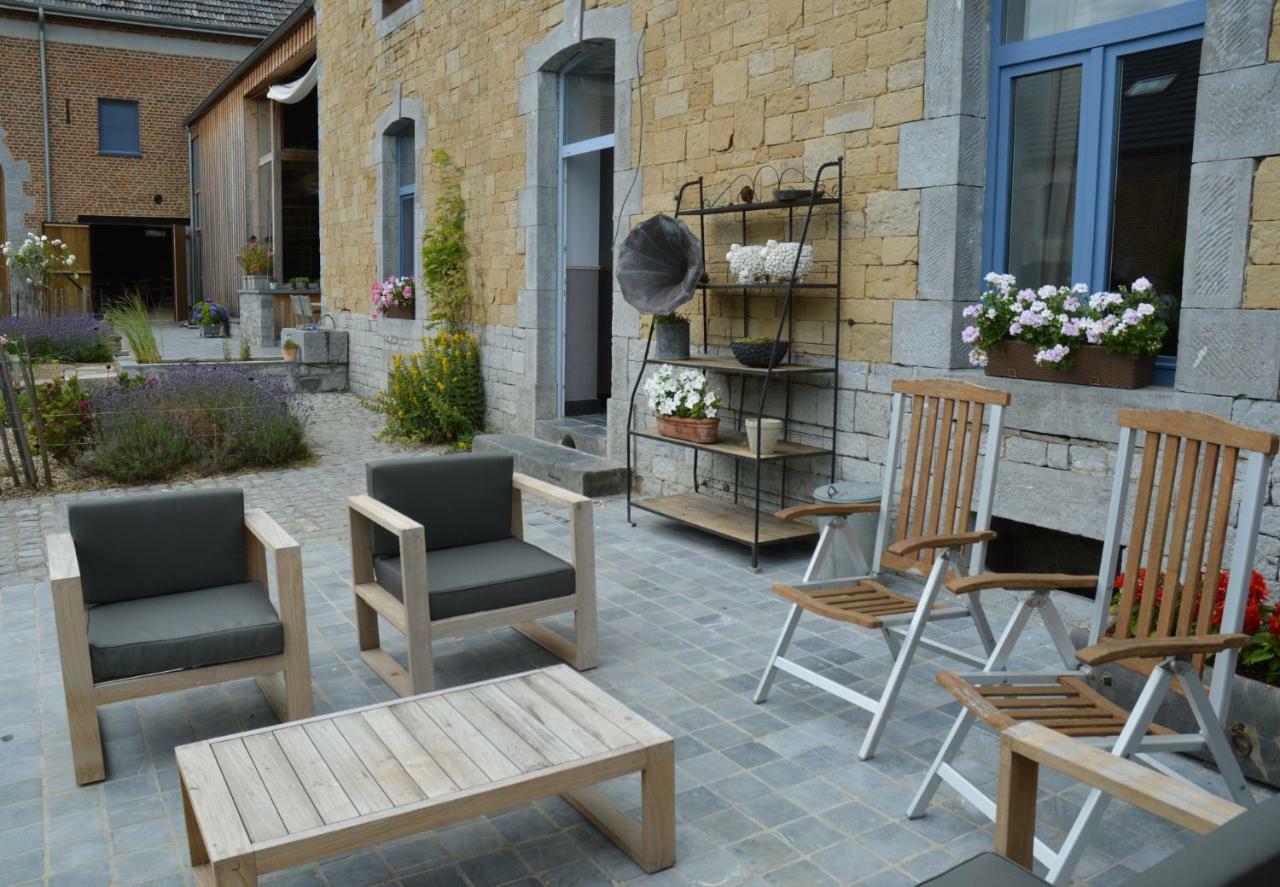 Aux 4 Saules De 4 Wilgen Bed and Breakfast Modave Exteriör bild