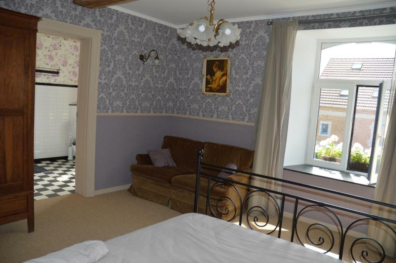 Aux 4 Saules De 4 Wilgen Bed and Breakfast Modave Exteriör bild